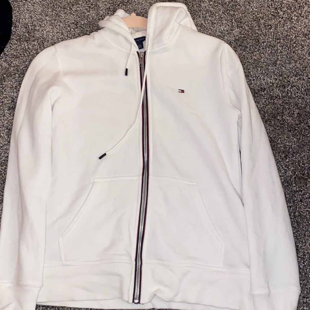 the cutest tommy zip up